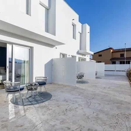 Guest house Delphis