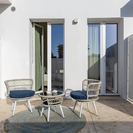 بيت ضيافة Delphis 4*