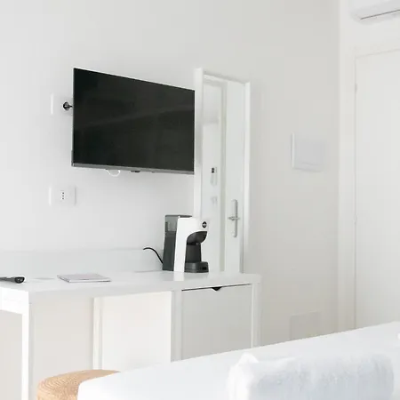 Delphis بيت ضيافة 4*