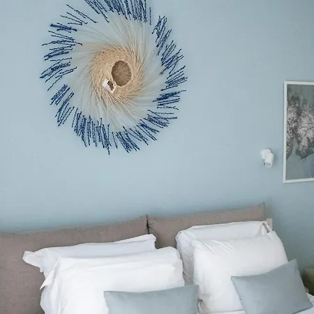 Delphis Гостевой дом 4*